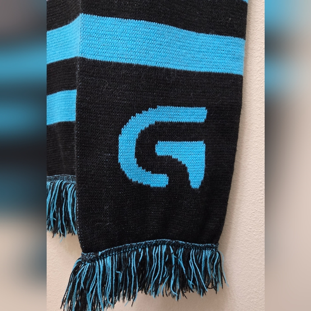 Logitech G Graphic Scarf - Picture 4 of 7